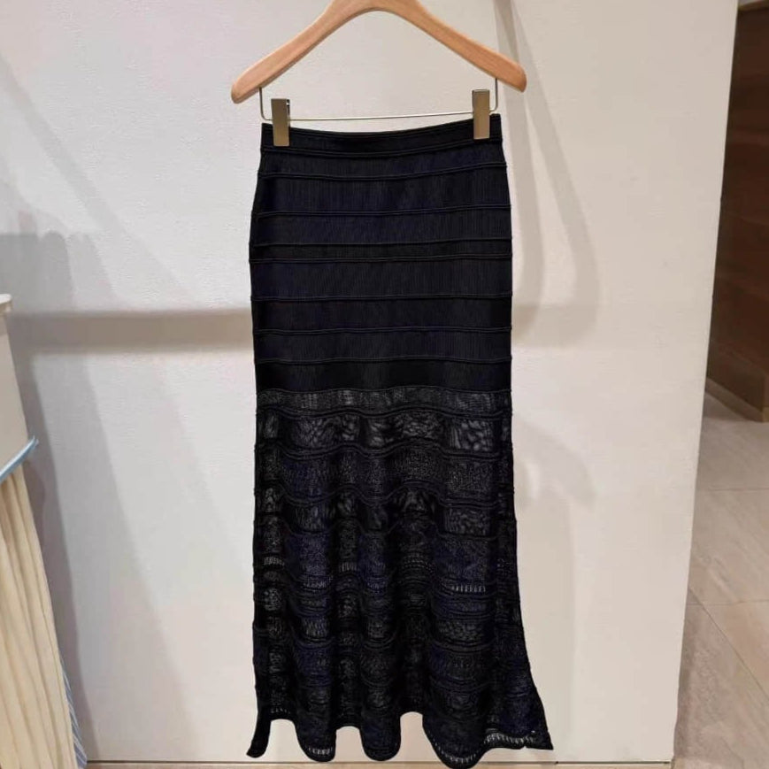 Women's black knitted midi skirt