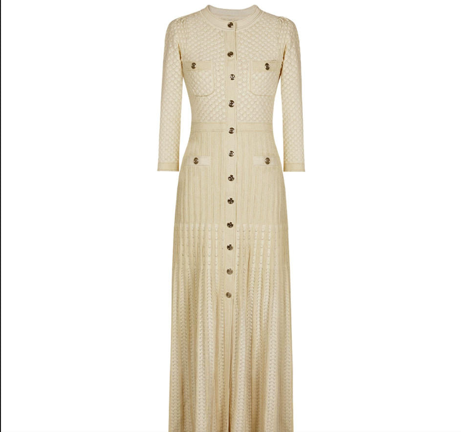 Women's three-quarter sleeve knitted dress