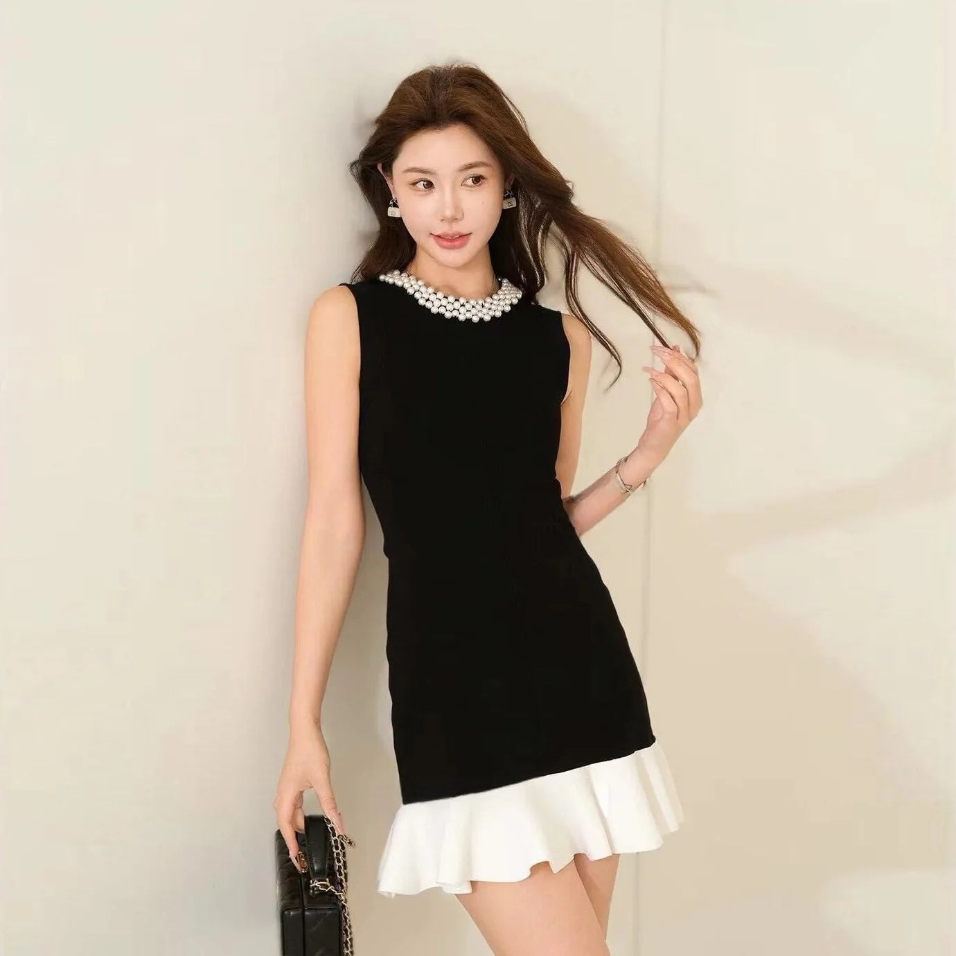O-neckline Sleeveless Short Mini Knitted Dress For Women