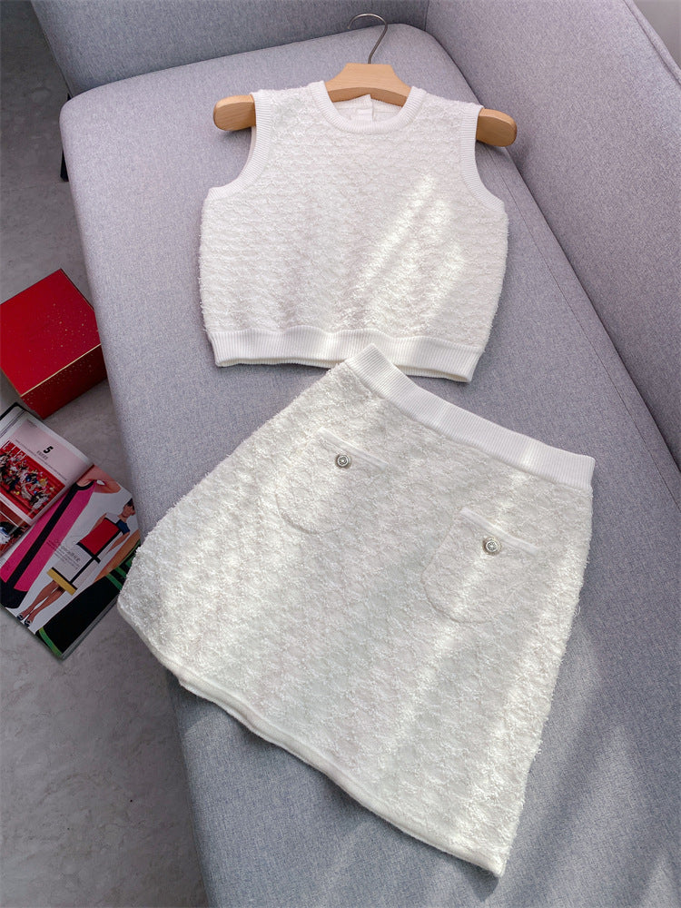 Women's white knitted three-piece suit