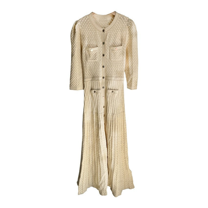Women's three-quarter sleeve knitted dress