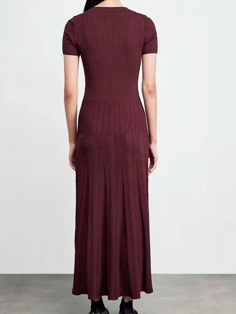 Women's short-sleeved round-neck knitted dress