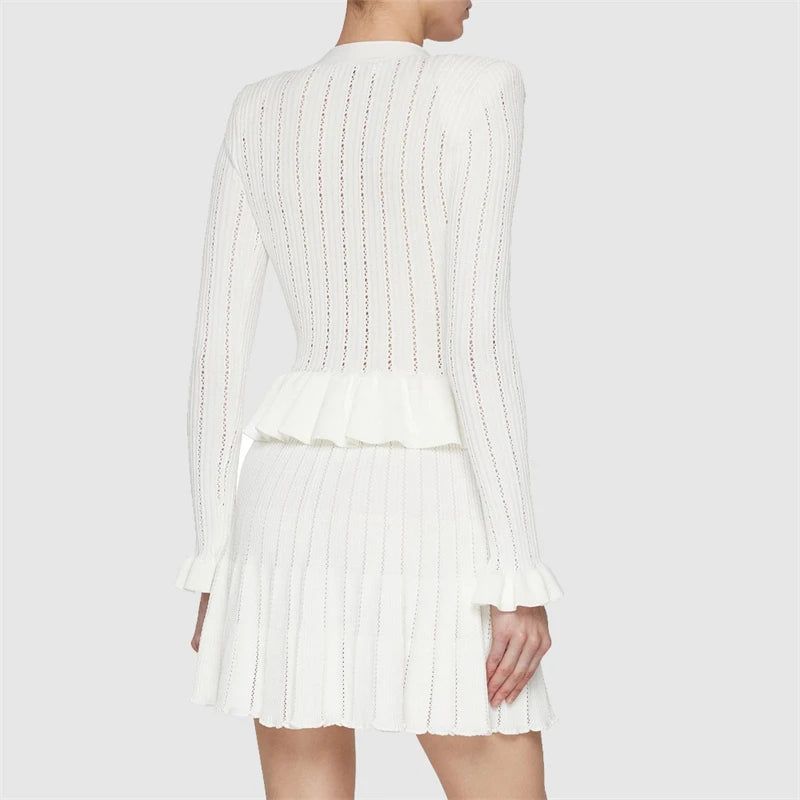 Women's white V-neck long-sleeved knitted mini dress