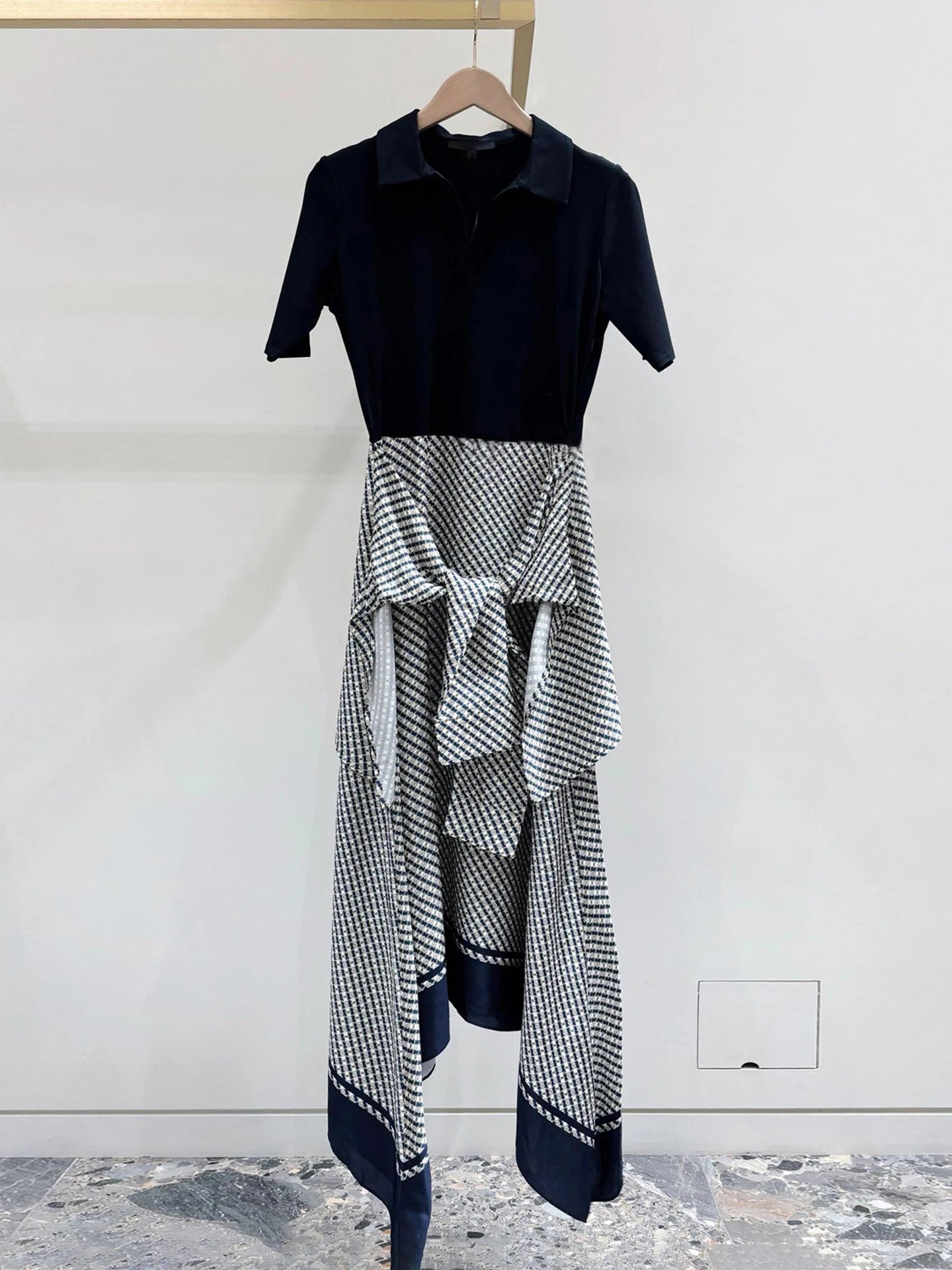Women's round neck short sleeve dress