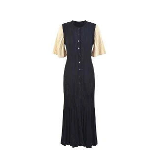women's short-sleeved knitted dress
