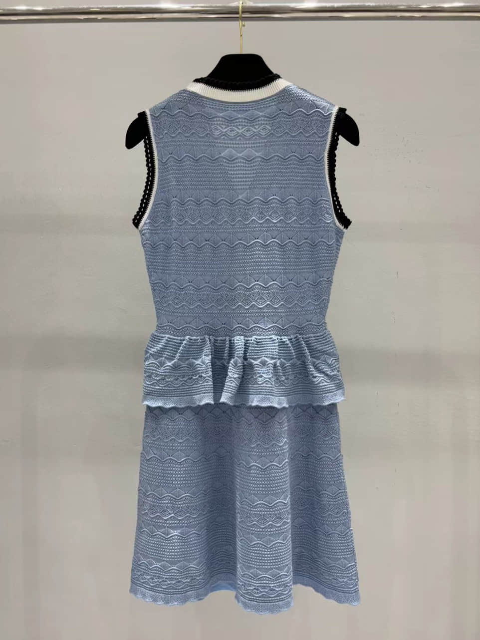 Women's blue sleeveless knitted dress