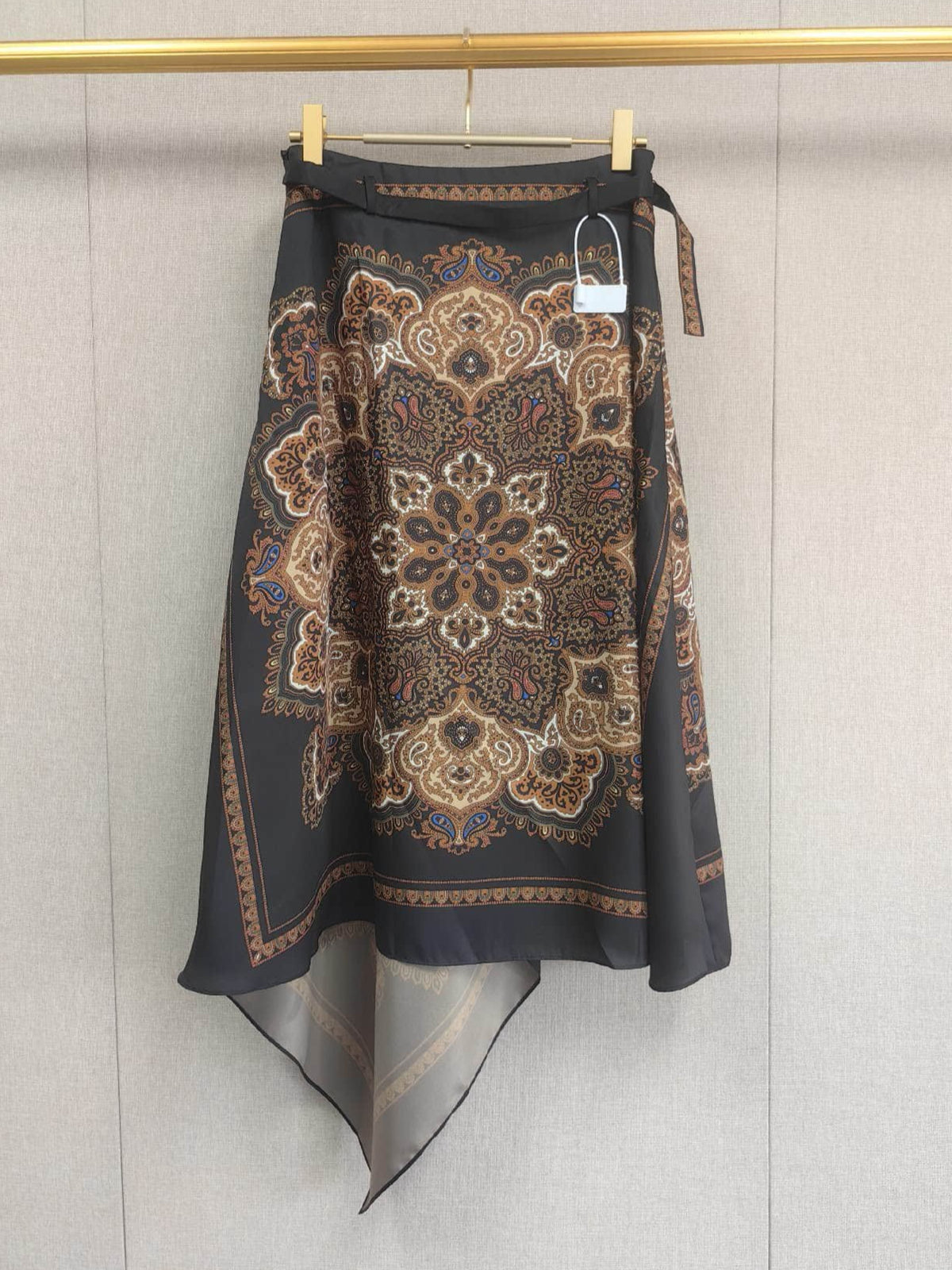 Women’s Elegant Asymmetric Half-Skirts