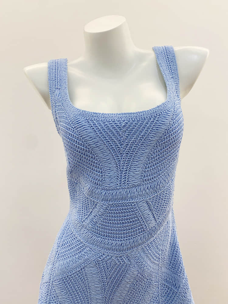Blue sleeveless slim fit knitted dress