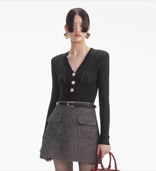 V-neck black long-sleeved cardigan for women