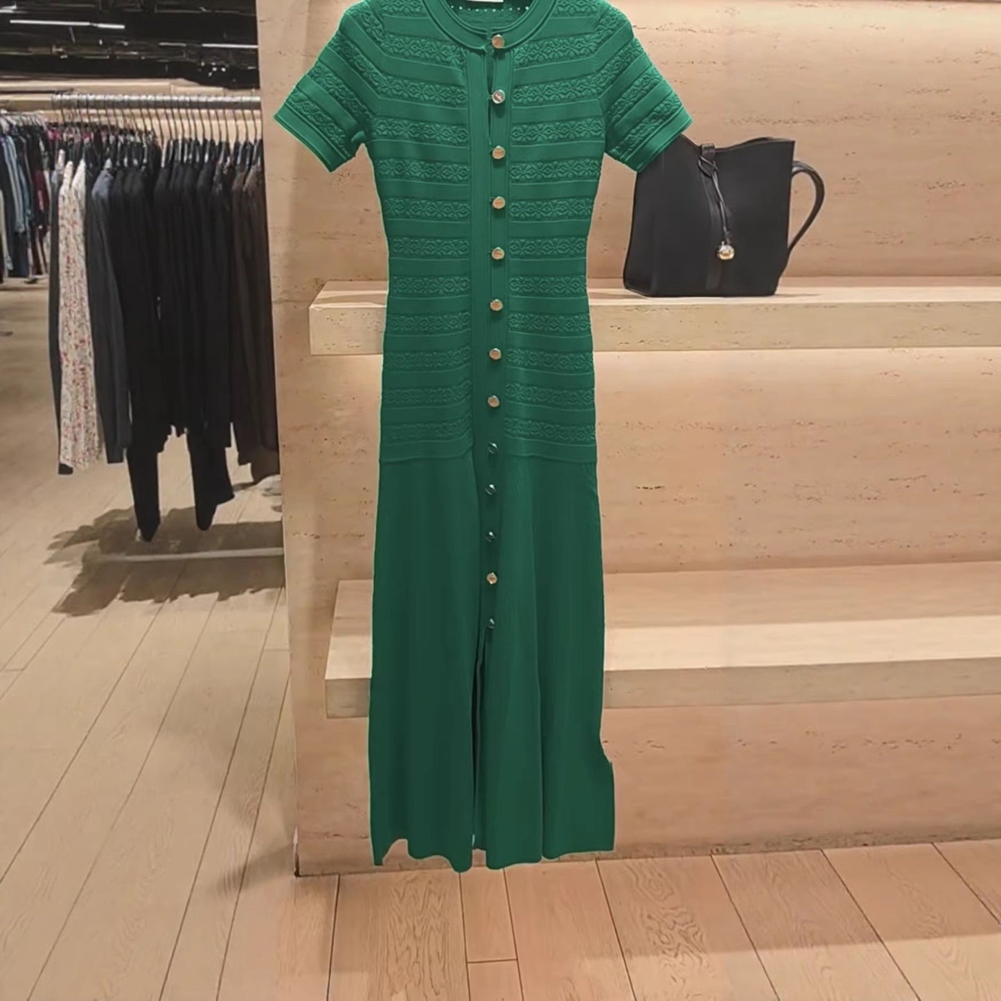 Women's green short sleeve knitted dress