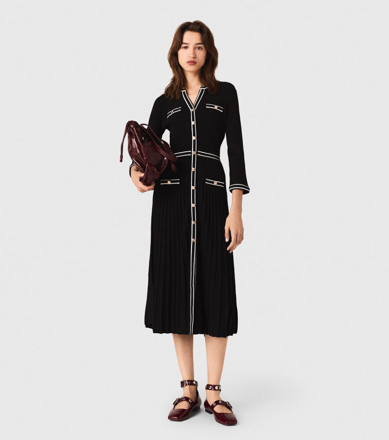 Women's black round neck seven quarter sleeve knitted dress