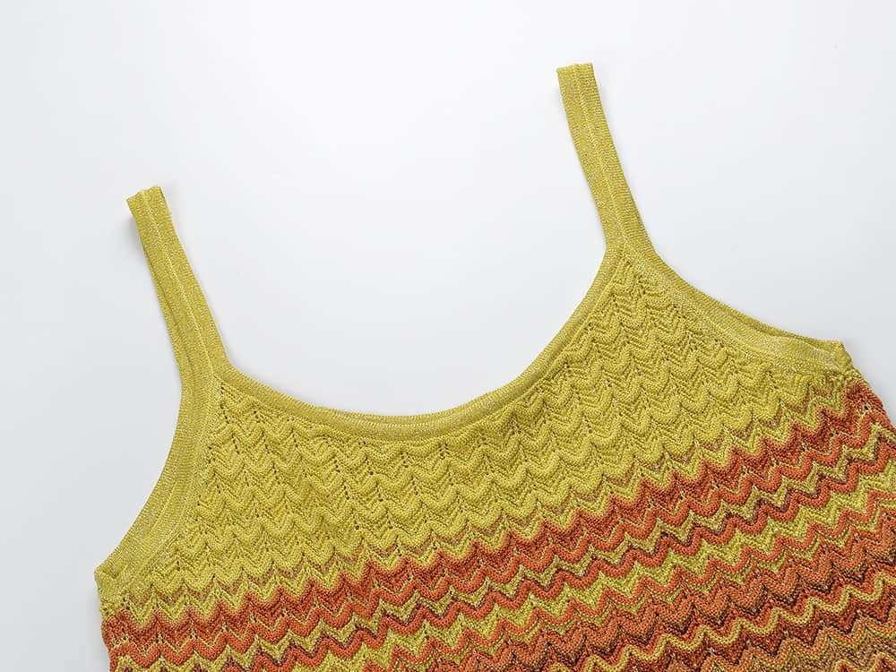 Sleeveless striped knitted dress