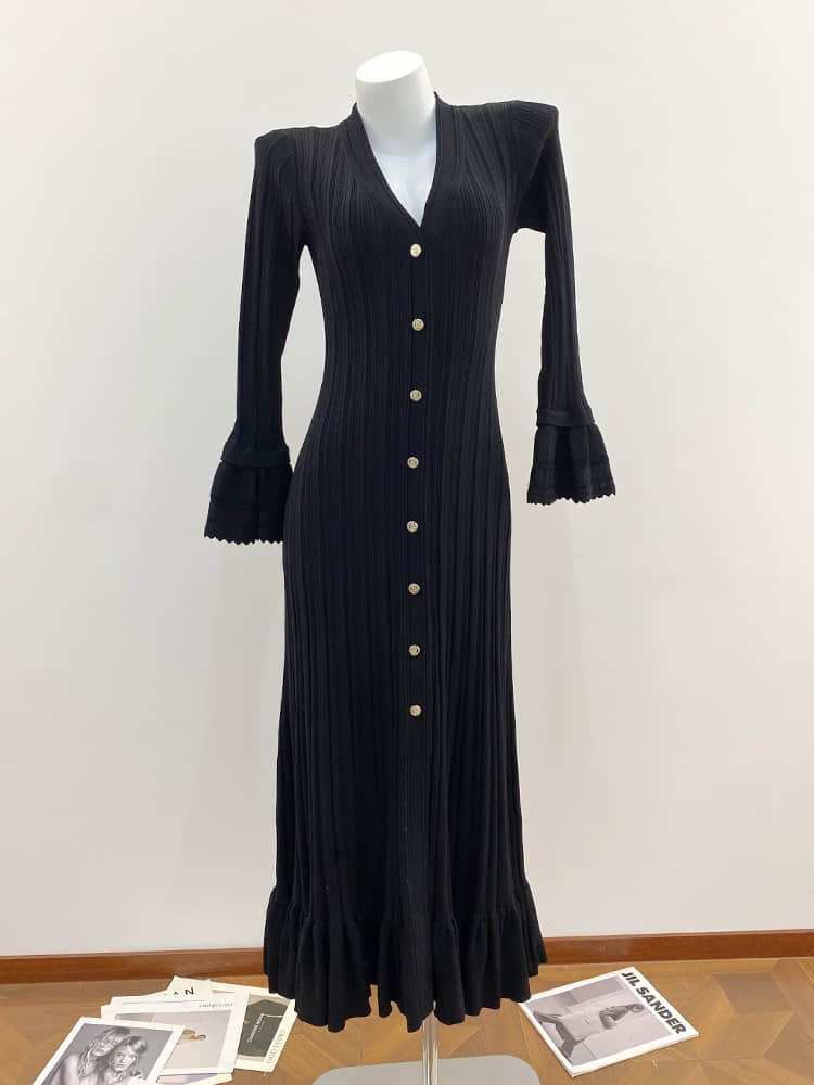 V-neck knitted ruffle long dress