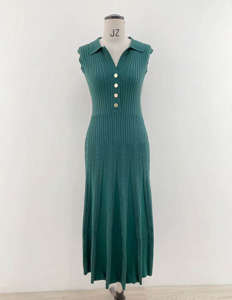 Women's sleeveless knitted slim fit dress