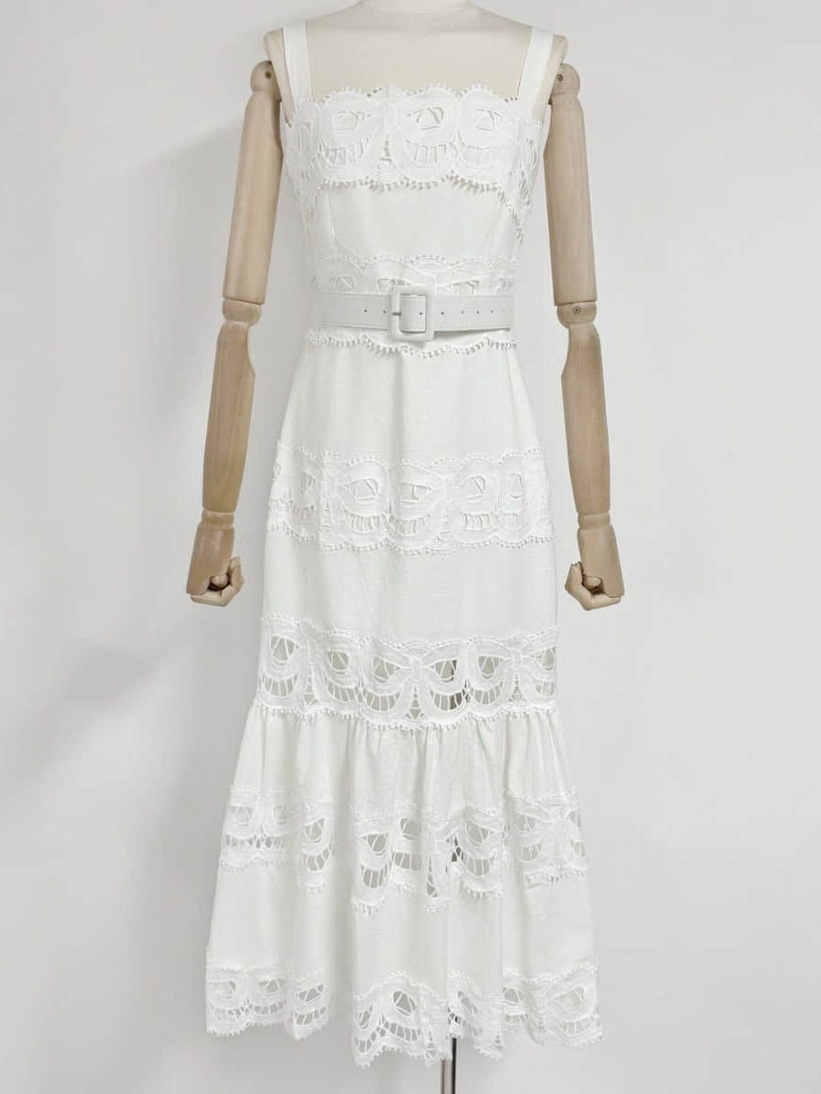 Women's white hollowed out slim fit dress