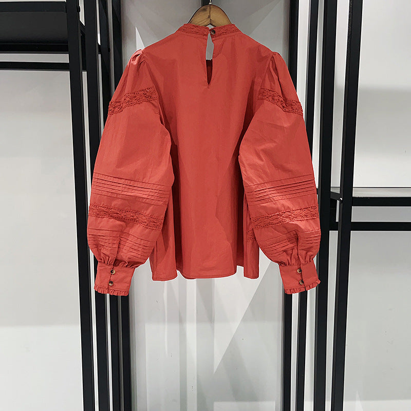 Elegant women's long-sleeved shirt