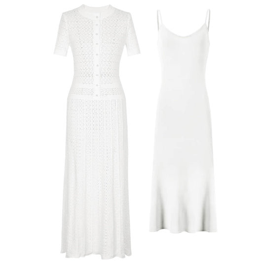 White short-sleeved slim knitted dress