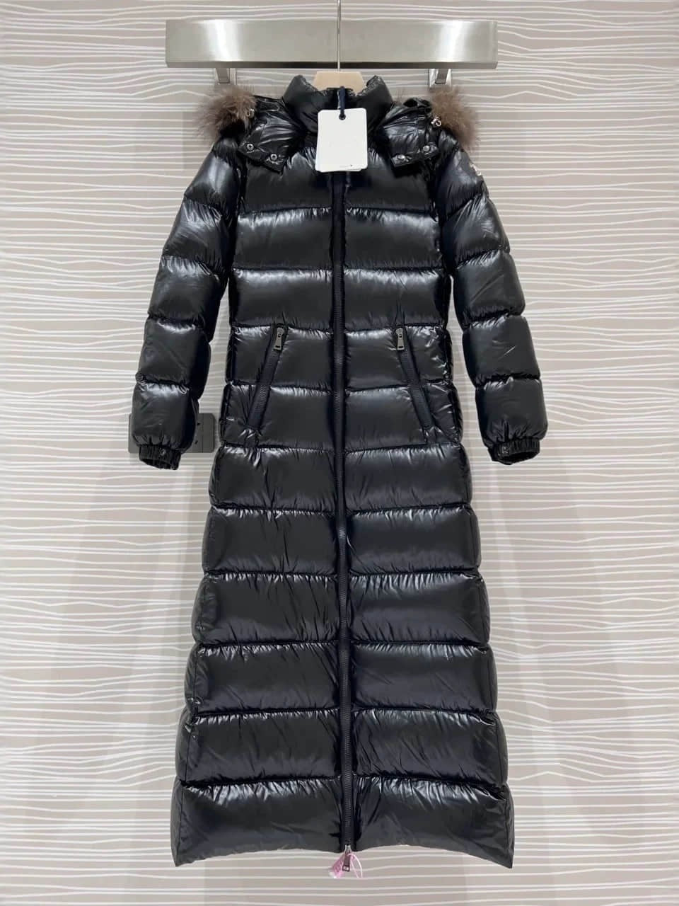 Black Long Sleeve Down Coat for Autumn and Winter