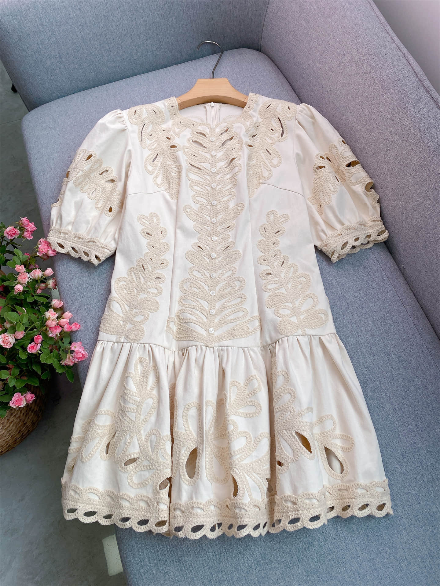Women's Embroidered Hollow Elegant Mini Dress