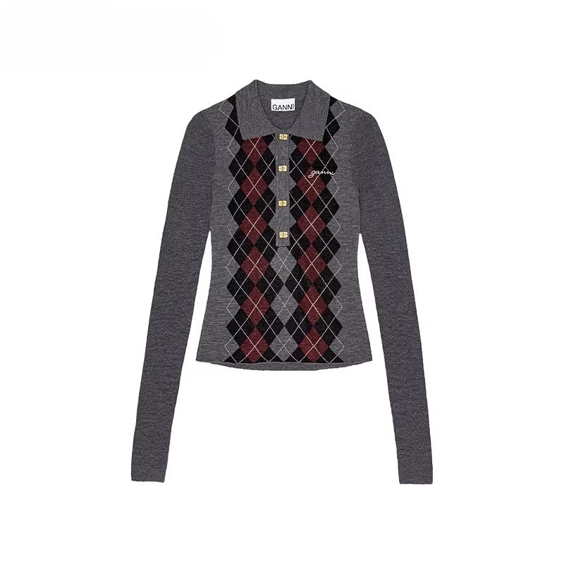 Women's long-sleeved knit top