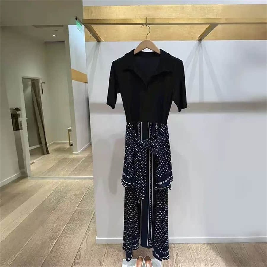 Elegant short-sleeved patchwork dress