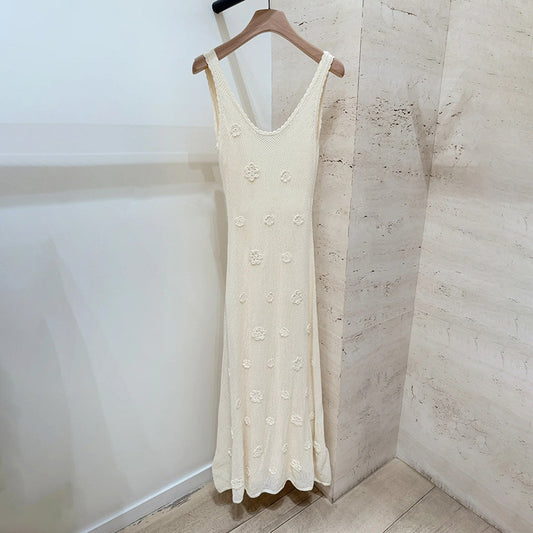 Women's U-neck slim knitted dress