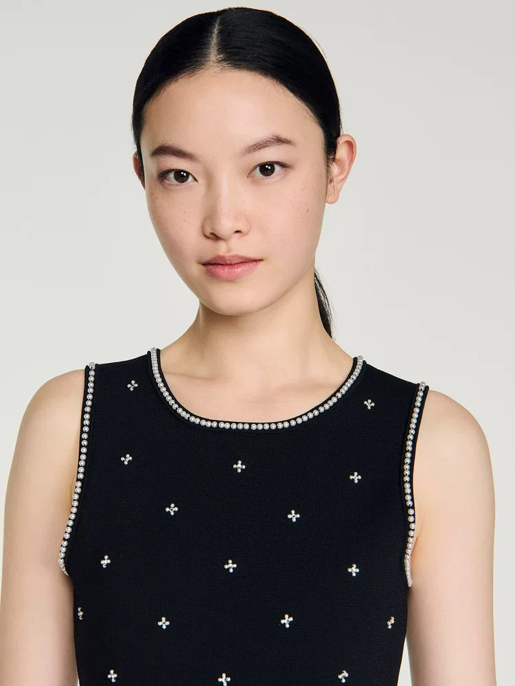 Women's black knitted pearl sleeveless slim fit dress