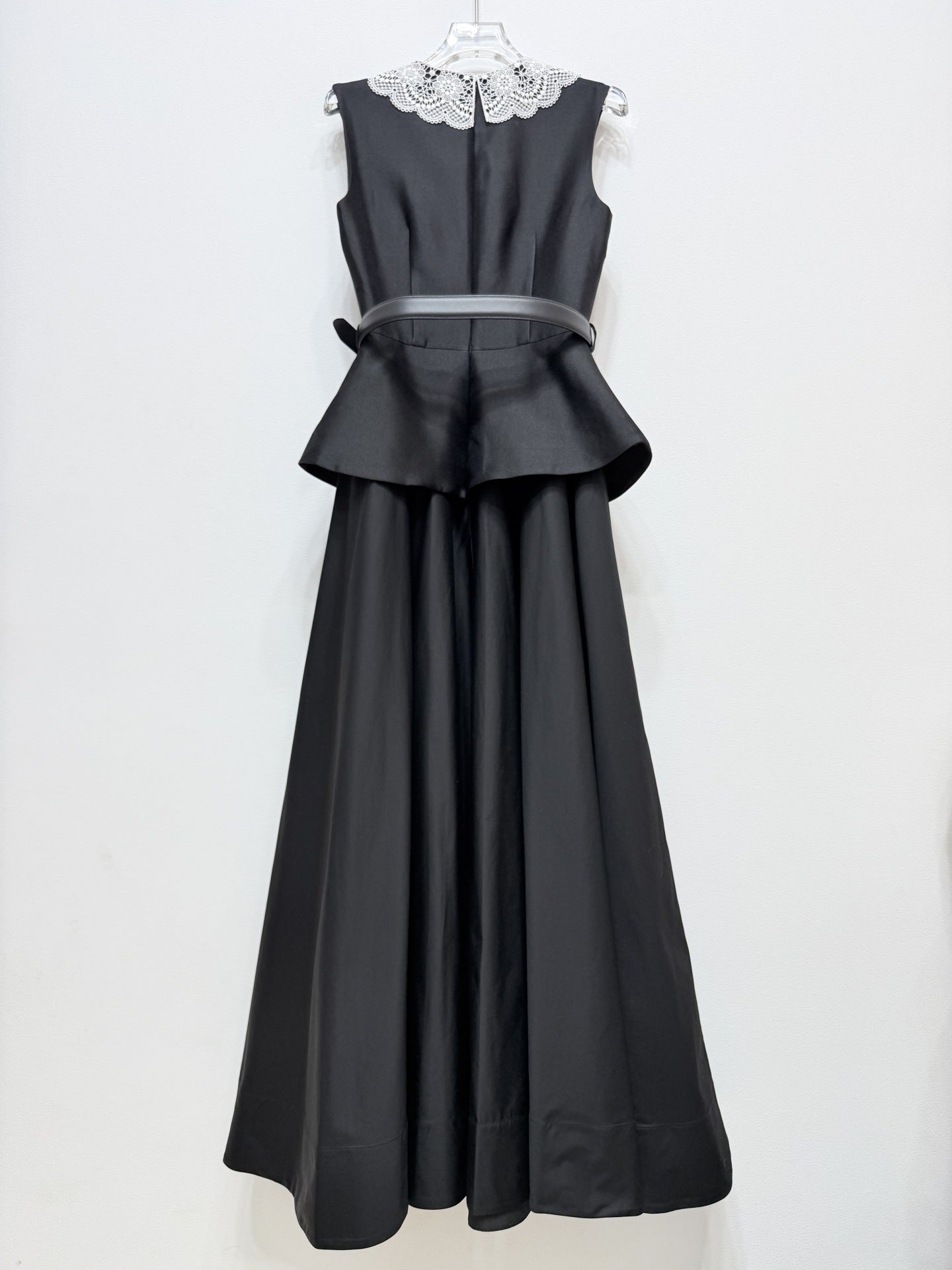 Women's black sleeveless dress