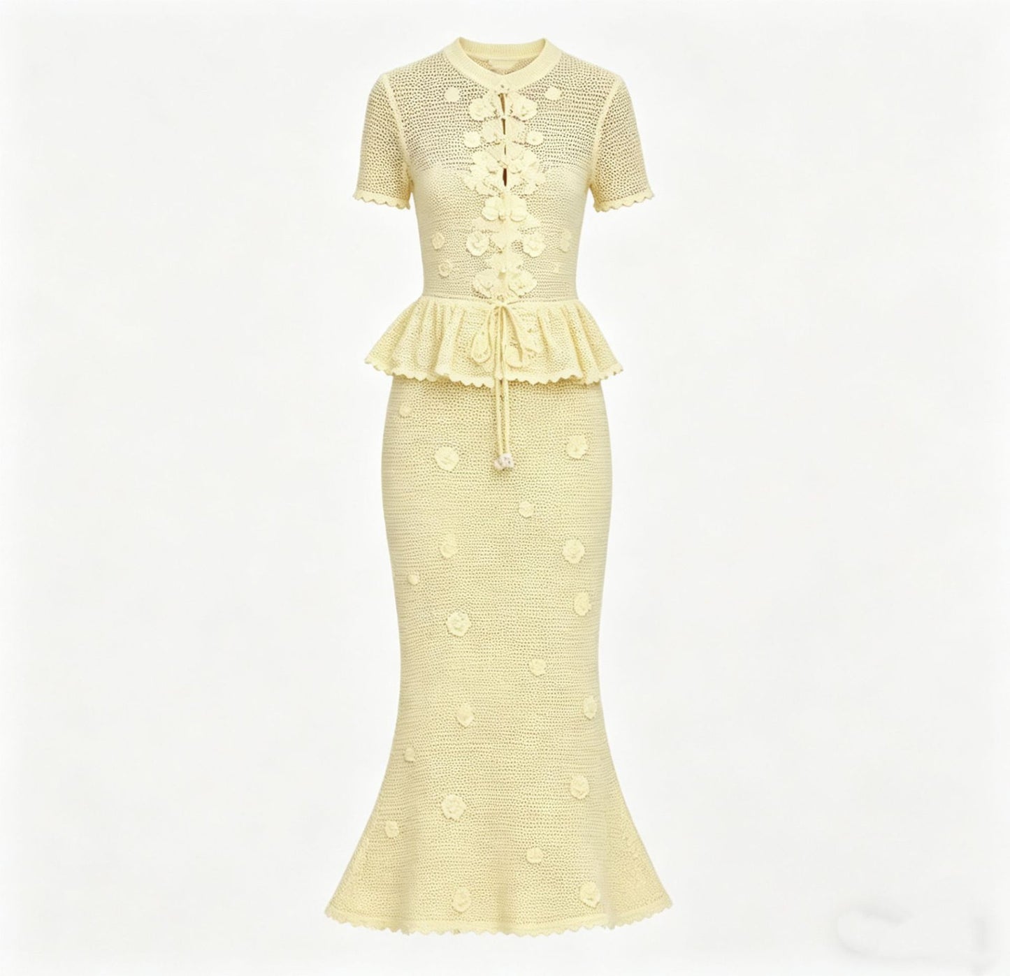 Women's yellow knitted short sleeved dress