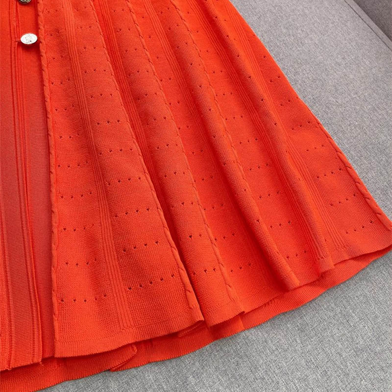 Women's Red Short Sleeve Single Row Buttoned Fitted Knit Dress