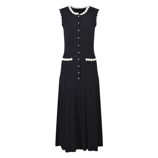 Women's black knitted sleeveless knitted slim fit dress