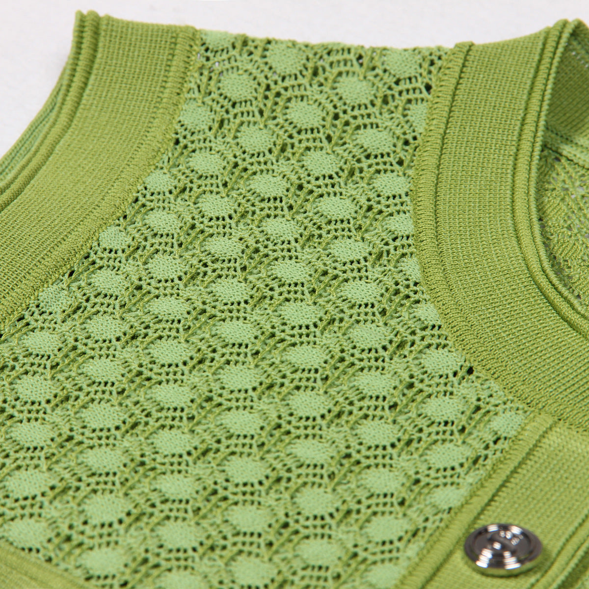 Green sleeveless knitted slim fit dress
