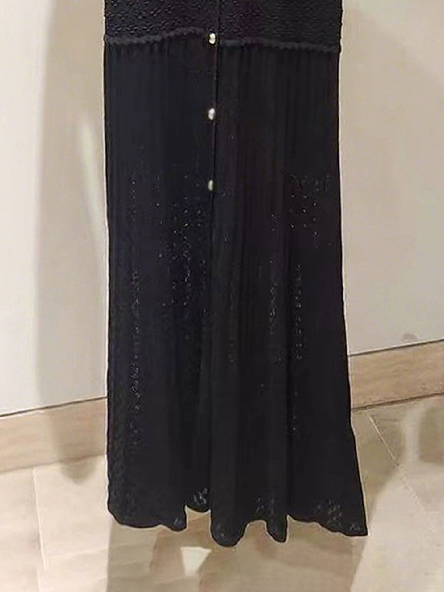 Women's V-neck black knitted long-sleeved dress