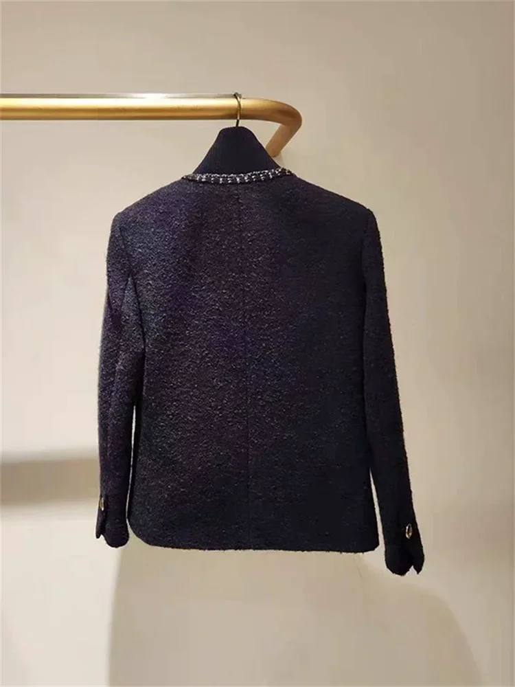 Women's elegant long sleeved jacket