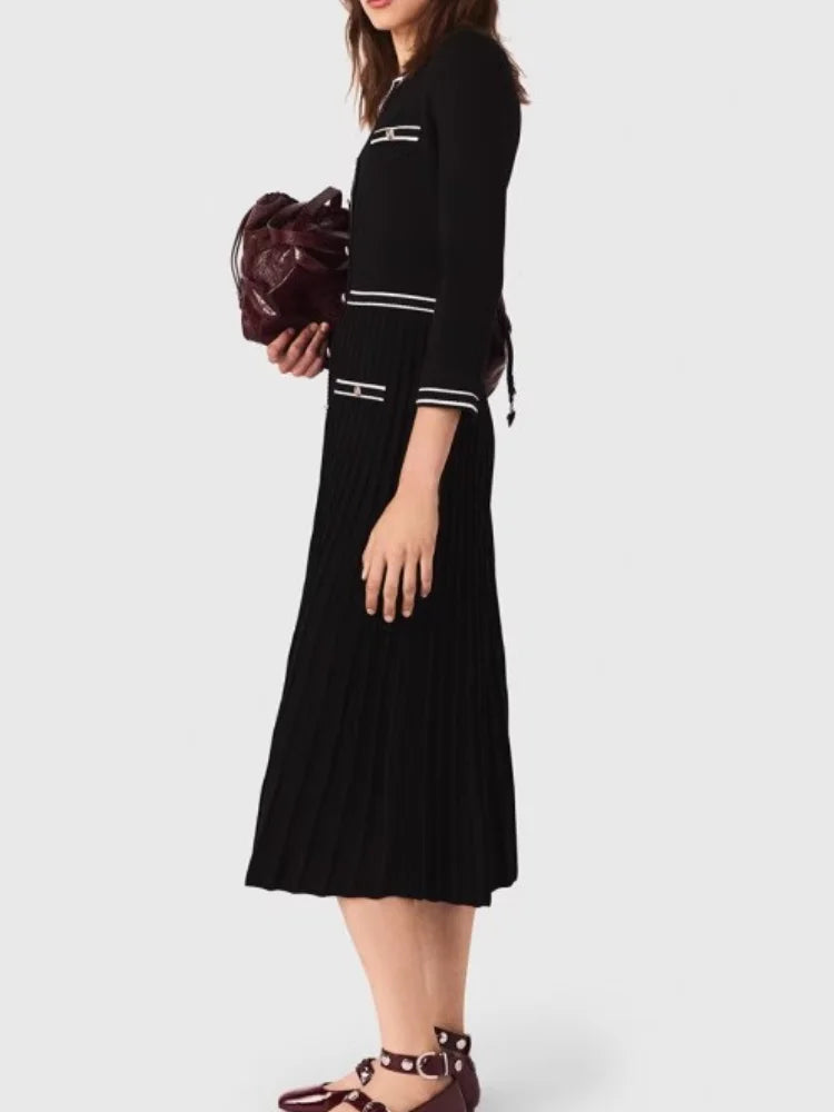 Women's black round neck seven quarter sleeve knitted dress