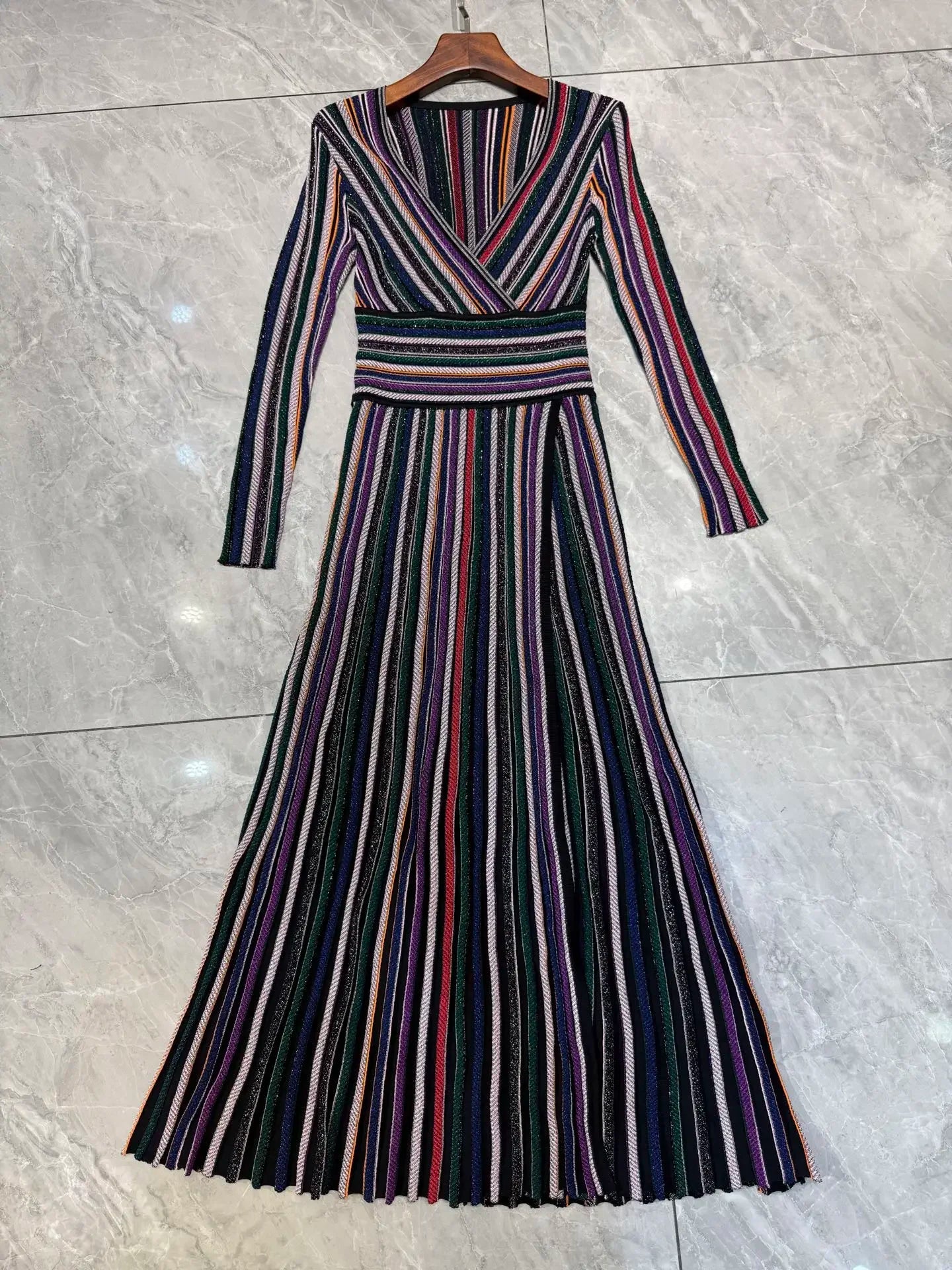 Women's slim fit V-neck dress