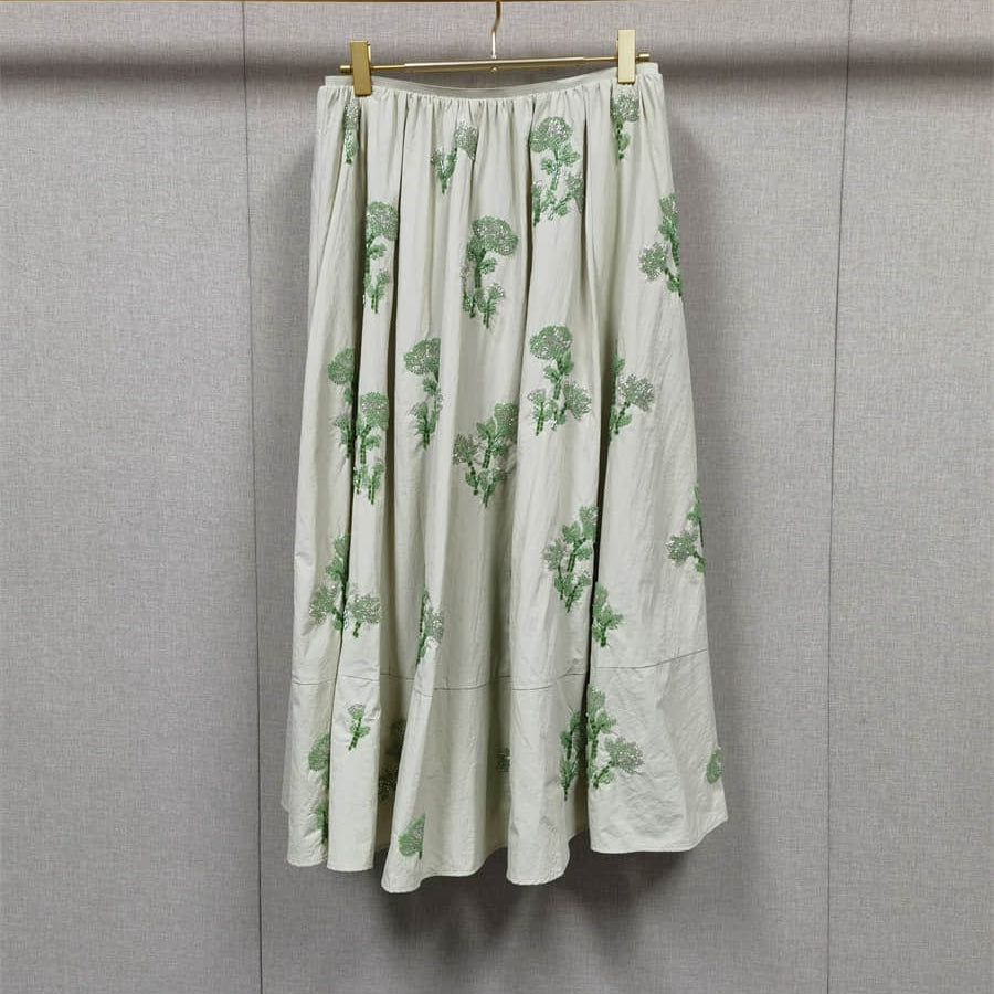 Green embroidered lapel casual two-piece suit