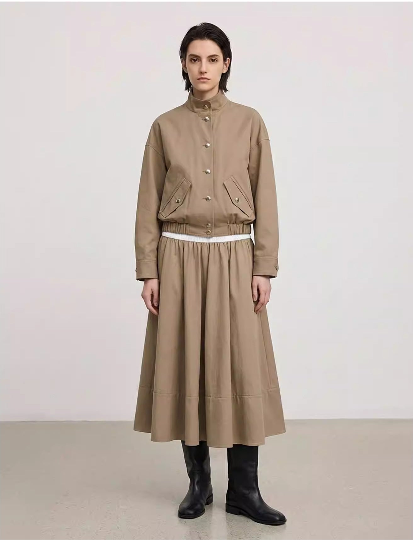 Women's loose waisted jacket