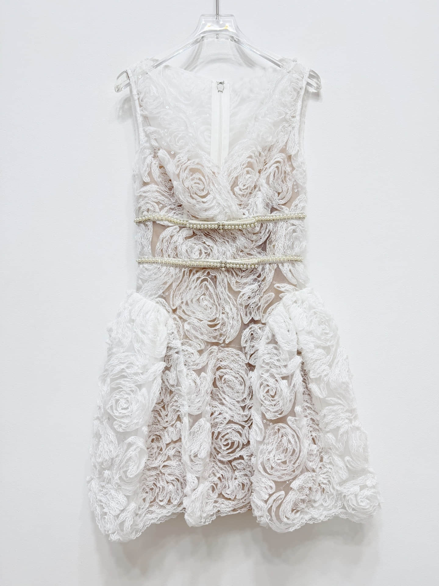 V-neck lace sleeveless mini dress
