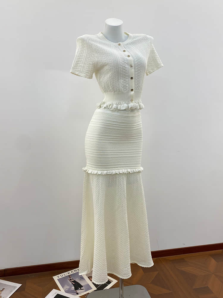 Women's round neck knitted short-sleeved two-piece suit