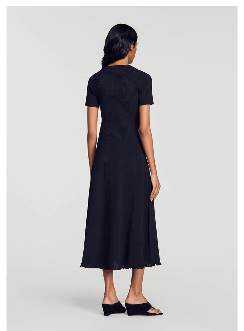 Black short sleeve knitted elegant dress